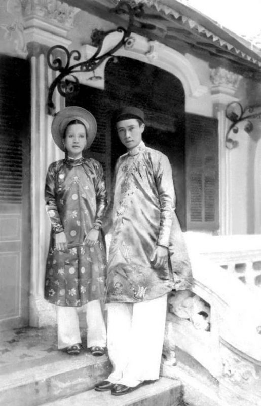 Áo dài cưới truyền thống thời nguyễn
