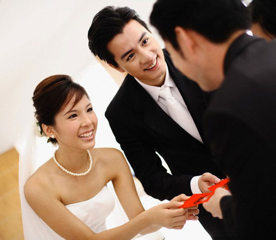 Cảm ơn khách mời đám cưới nhà hàng