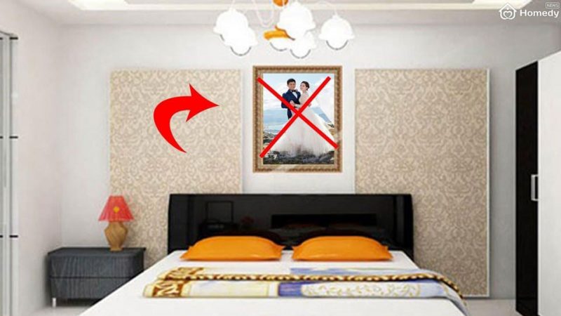 không nên treo ảnh cưới đầu giường ngủ