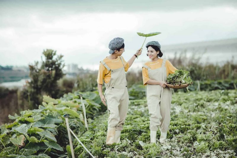 trang phục chụp ảnh cưới đà lạt